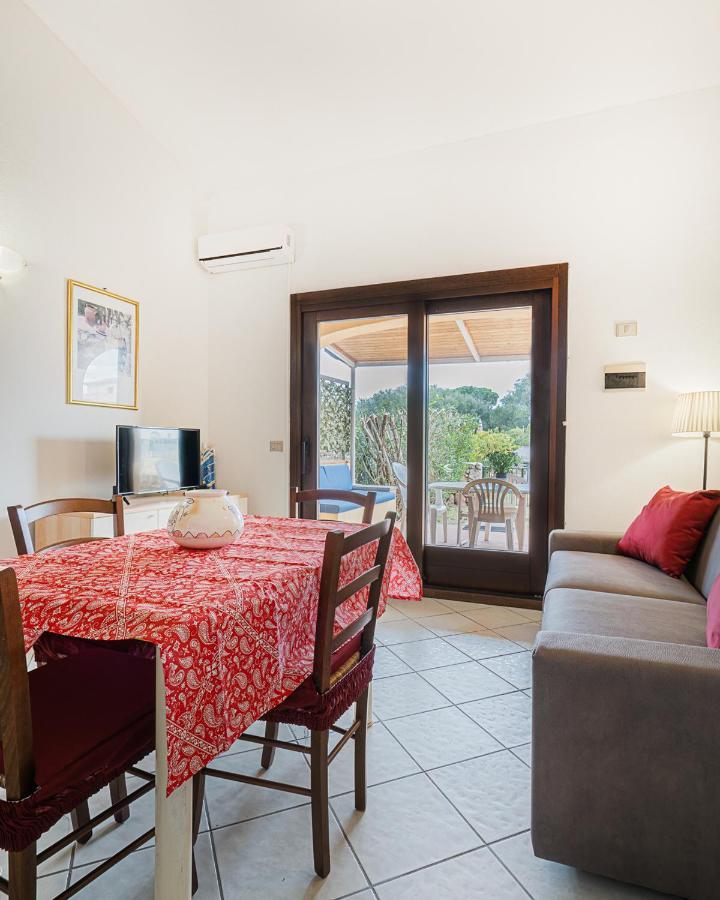 Ambra Holiday Rooms San Teodoro  Kültér fotó
