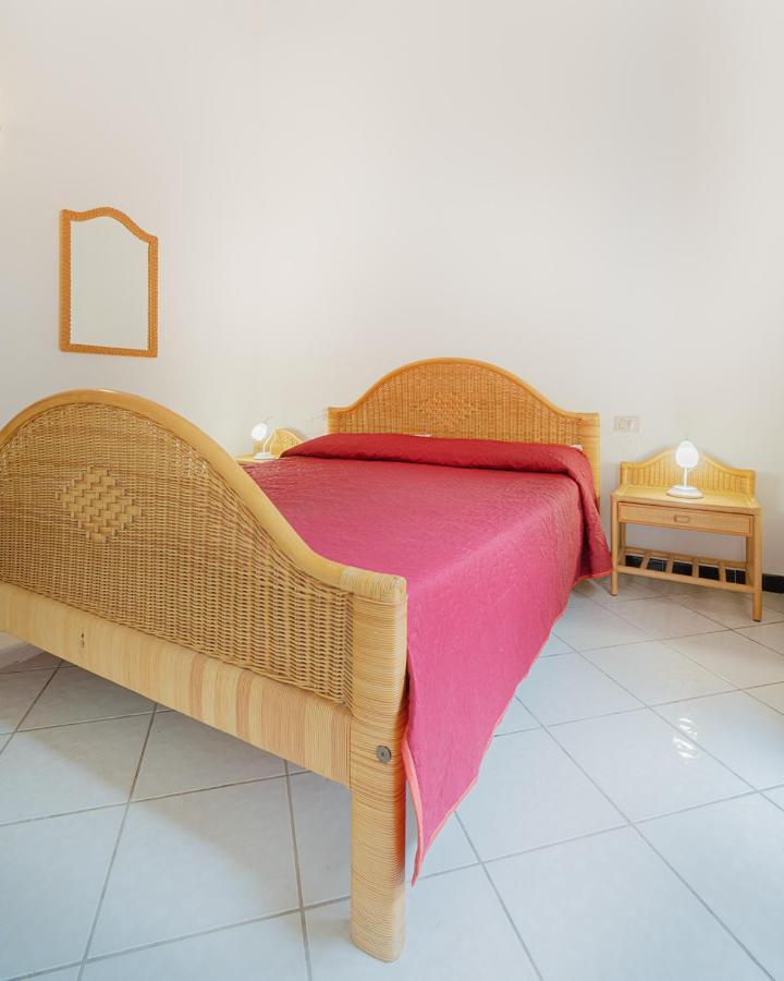 Ambra Holiday Rooms San Teodoro  Kültér fotó
