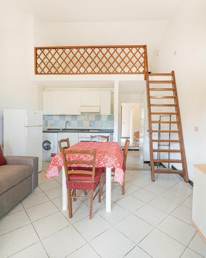 Ambra Holiday Rooms San Teodoro  Kültér fotó